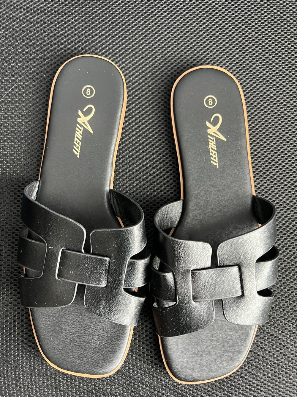 Athlefit Black Women's Size 8 Slide Sandals with Interwoven Strap